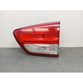 Recambio de piloto trasero derecho interior para kia carens iv 1.7 crdi referencia OEM IAM 92404A4010  