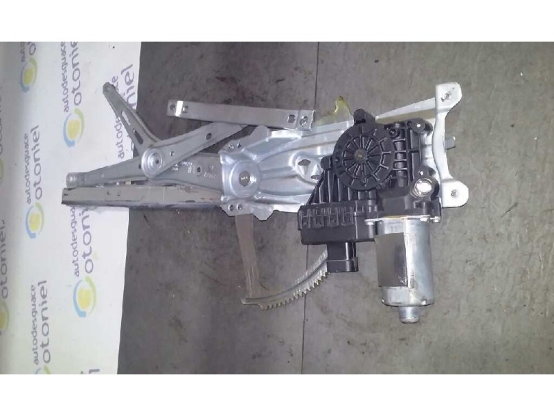 Recambio de elevalunas delantero izquierdo para opel astra h berlina 1.6 16v referencia OEM IAM   