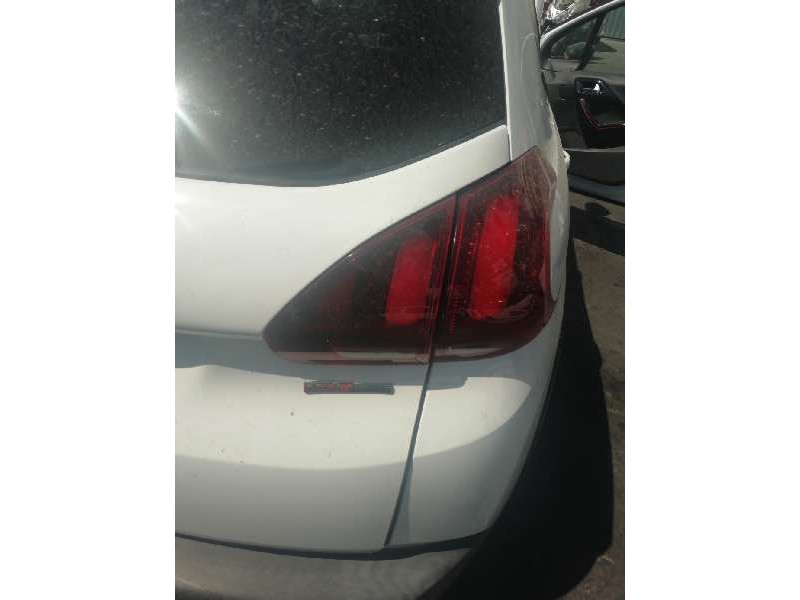 Recambio de piloto trasero derecho interior para peugeot 2008 (--.2013) referencia OEM IAM  2 SERIE 