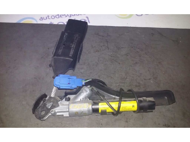 Recambio de pretensor airbag derecho para citroën c2 sx referencia OEM IAM 9639873877 ENGANCHE 