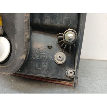 Recambio de piloto trasero izquierdo interior para kia carens iv 1.7 crdi referencia OEM IAM 92403A4010  