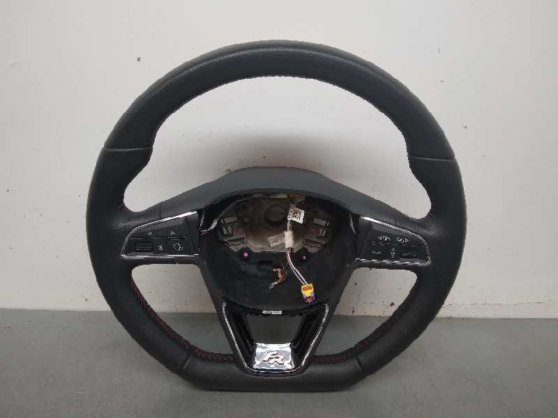 Recambio de volante para seat arona fr referencia OEM IAM 575419091HLNJ SIN AIRBAG CON MANDOS