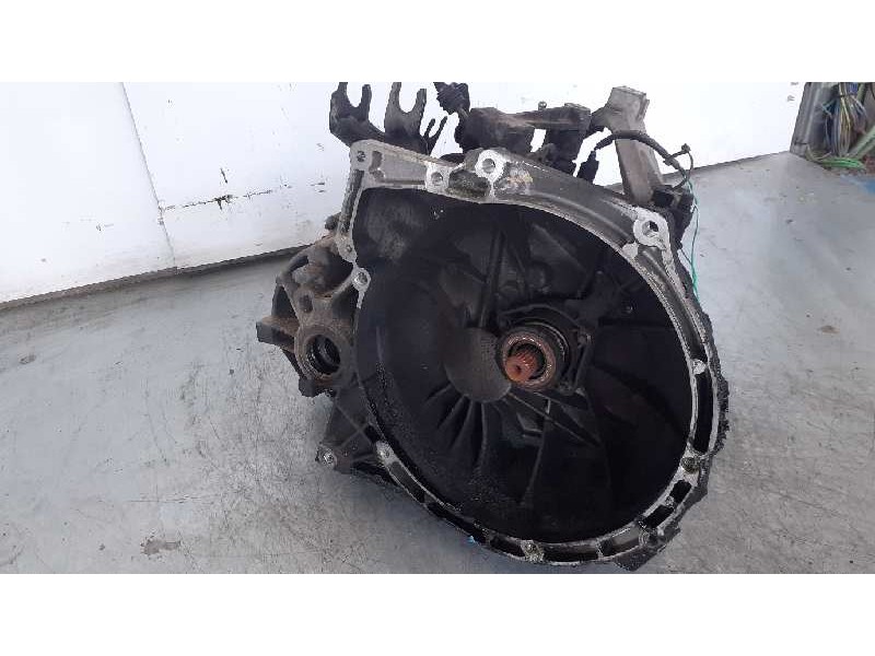 Recambio de caja cambios para ford focus sportbreak (cap) trend referencia OEM IAM 3M5R7002YF 112.365KM 5V