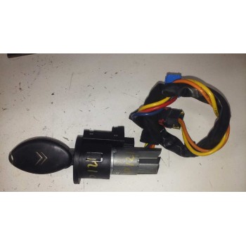 CONMUTADOR DE ARRANQUE 