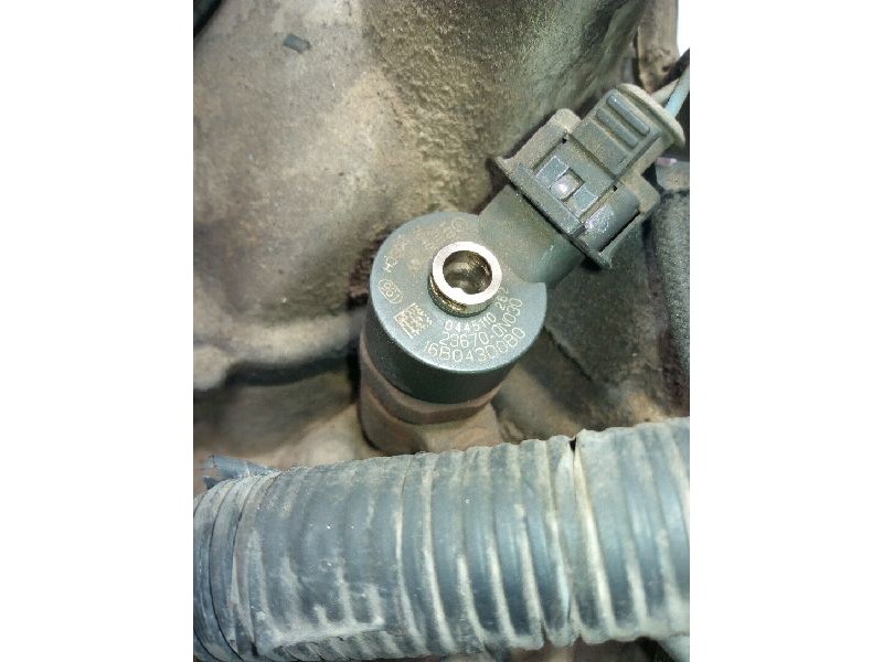 Recambio de inyector para toyota yaris (ksp9/scp9/nlp9) básico referencia OEM IAM 0445110262  