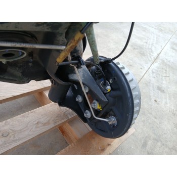 Recambio de puente trasero para renault captur luxe referencia OEM IAM 265506738R TAMBOR ABS 4 TORNILLOS