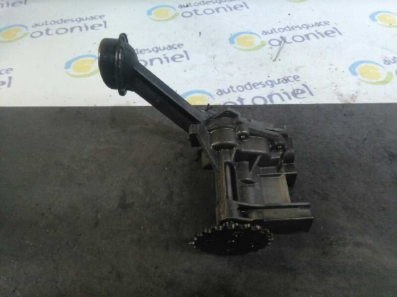 Recambio de bomba aceite para nissan kubistar (x76) pro (l1) referencia OEM IAM 7700600252  