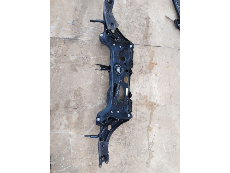 Recambio de puente delantero para volkswagen t-roc (a11, d11) 2.0 tdi scr referencia OEM IAM 5WA199315G  