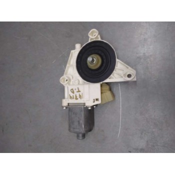 MOTOR ELEVALUNAS TRASERO DERECHO 0130822280 