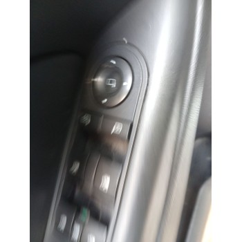 Recambio de retrovisor derecho para opel astra h twintop (a04) 1.9 cdti (l67) referencia OEM IAM 13207275  