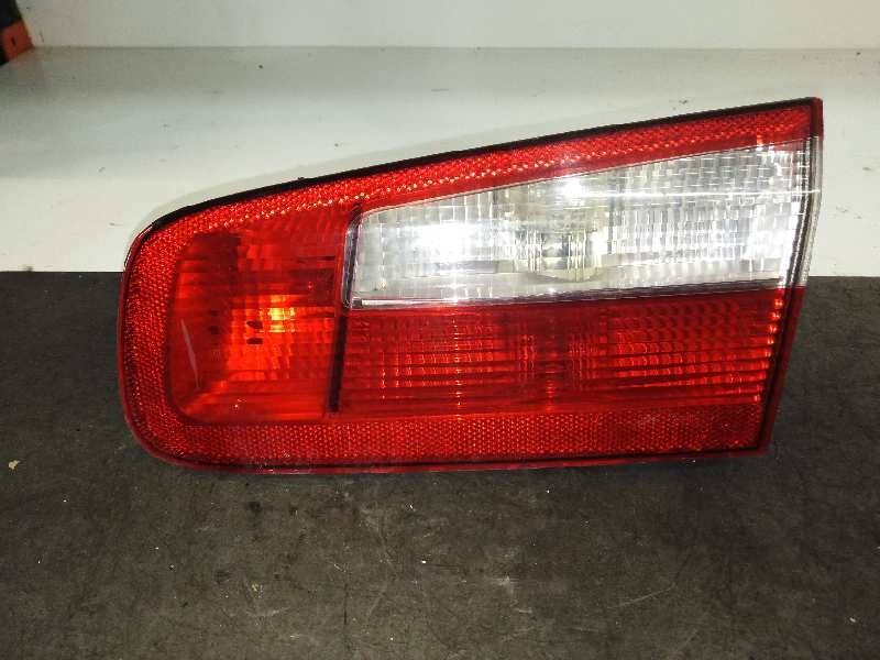 Recambio de piloto trasero derecho para renault laguna ii (bg0) authentique referencia OEM IAM INTERIOR  