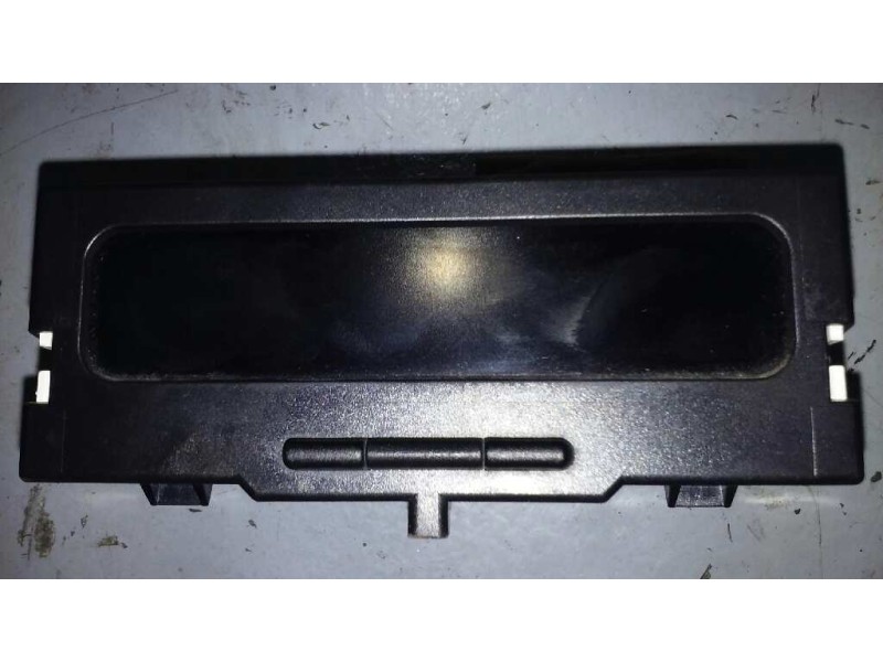 Recambio de display para renault megane ii berlina 3p confort authentique referencia OEM IAM 8200107839B  