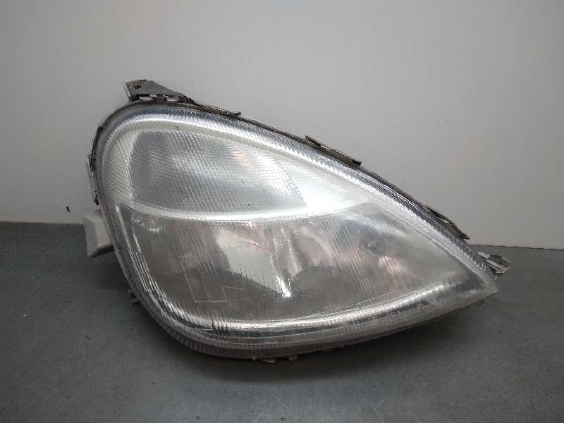 Recambio de faro derecho para mercedes-benz clase a (w168) 1.9 cat referencia OEM IAM 20A015B  