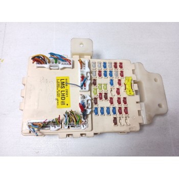 CAJA RELES / FUSIBLES 919502S521 