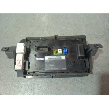 Recambio de sistema navegacion gps para renault megane iii sport tourer luxe referencia OEM IAM 682470010R  