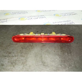 LUZ CENTRAL DE FRENO 