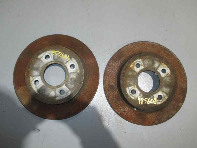 Recambio de disco freno trasero para ford focus berlina (cak) ghia referencia OEM IAM 95GB2A315EA X2 