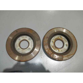 Recambio de disco freno trasero para ford focus berlina (cak) ghia referencia OEM IAM 95GB2A315EA X2 