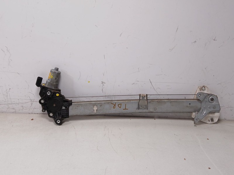 Recambio de elevalunas trasero derecho para honda hr-v (ru) 1.5 (ru1) referencia OEM IAM  6 pines 