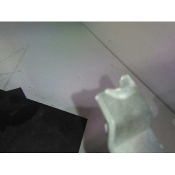 Recambio de rejilla delantera para nissan x-trail (t30) comfort referencia OEM IAM  BLANCO 