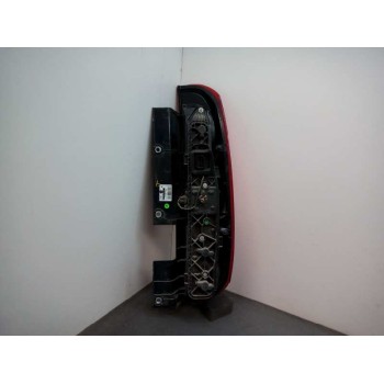 Recambio de piloto trasero izquierdo para fiat doblo 1.3 16v jtd cat referencia OEM IAM 00518106730 GOLPEADO 