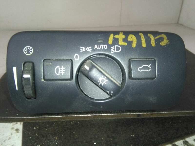 Recambio de mando luces para volvo v40 kinetic referencia OEM IAM 31443831  SALPICADERO