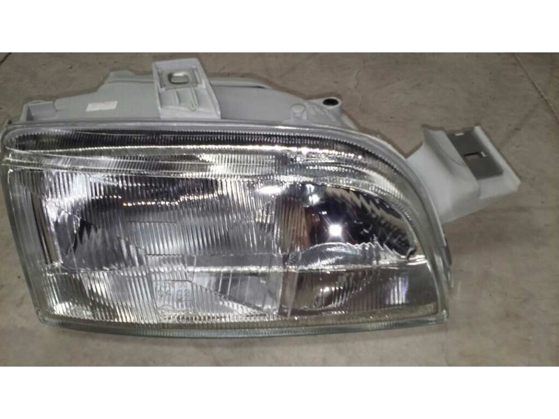 Recambio de faro derecho para fiat punto berlina (176) referencia OEM IAM 6611119RLDEM NUEVO 