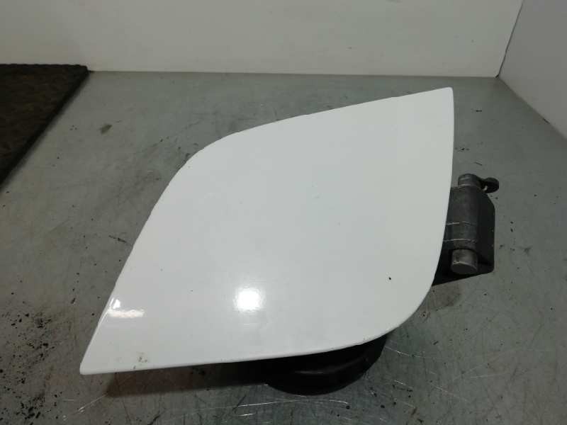 Recambio de tapa exterior combustible para ford focus lim. (cb8) trend referencia OEM IAM  BLANCA 