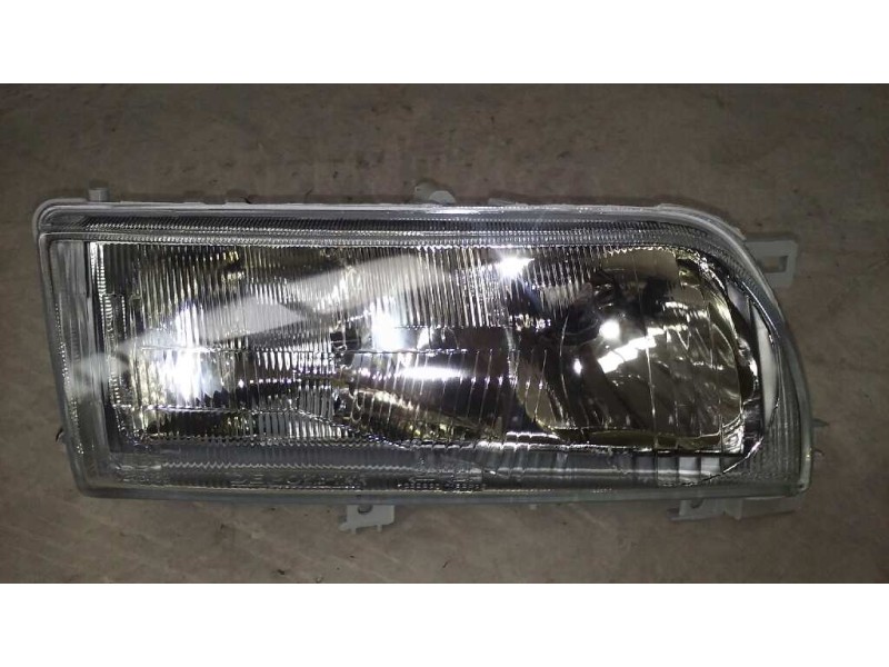 Recambio de faro derecho para nissan primera berl./familiar (p10/w10) referencia OEM IAM 2151141RLDEN NUEVO MONOPTICA