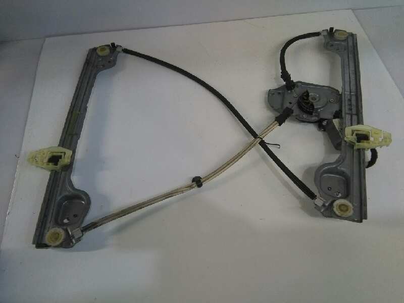 Recambio de elevalunas delantero izquierdo para peugeot 1007 1.4 referencia OEM IAM  ELECTRICO 5P 2 PINS