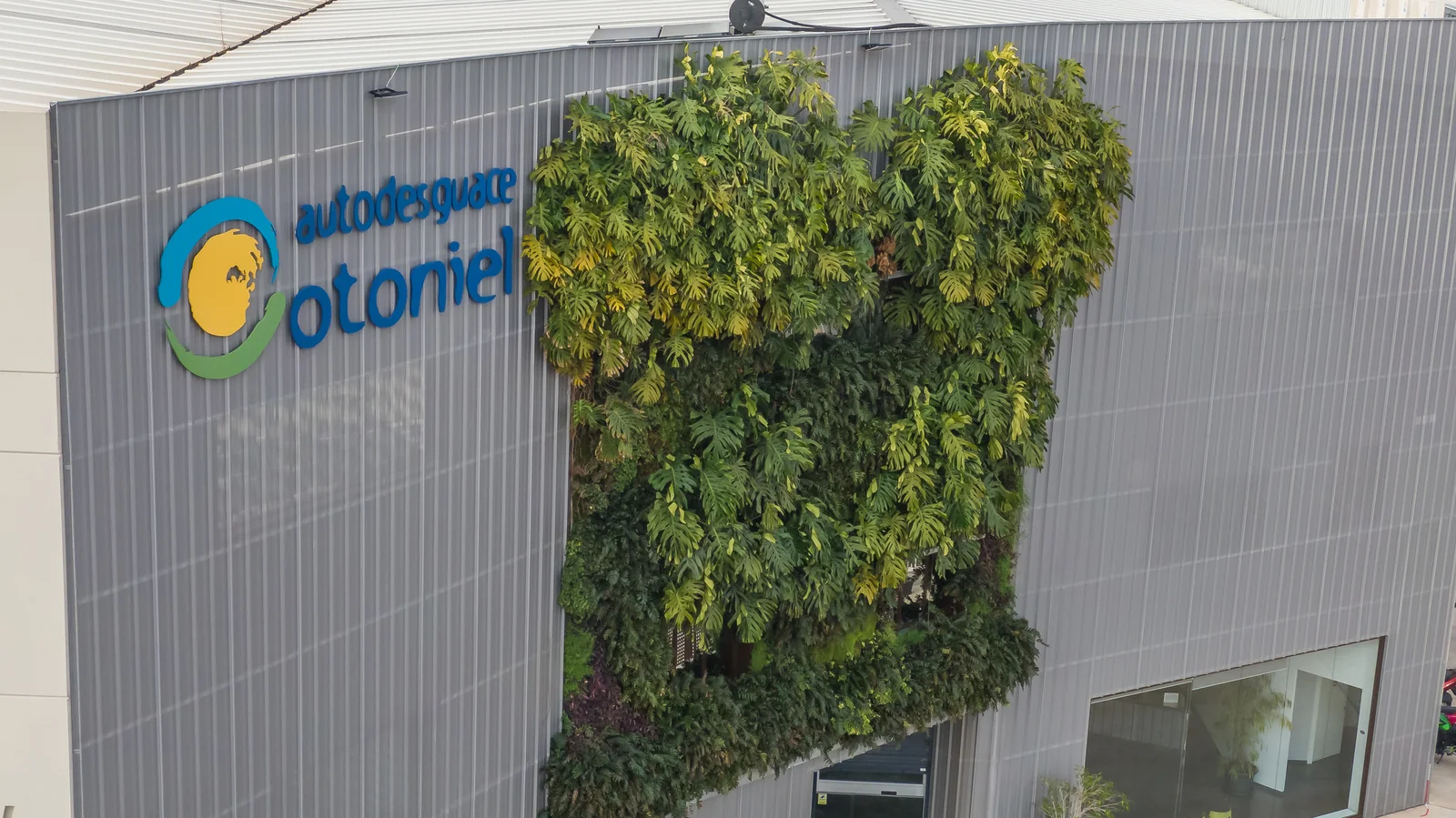 Instalaciones de Autodesguace Otoniel