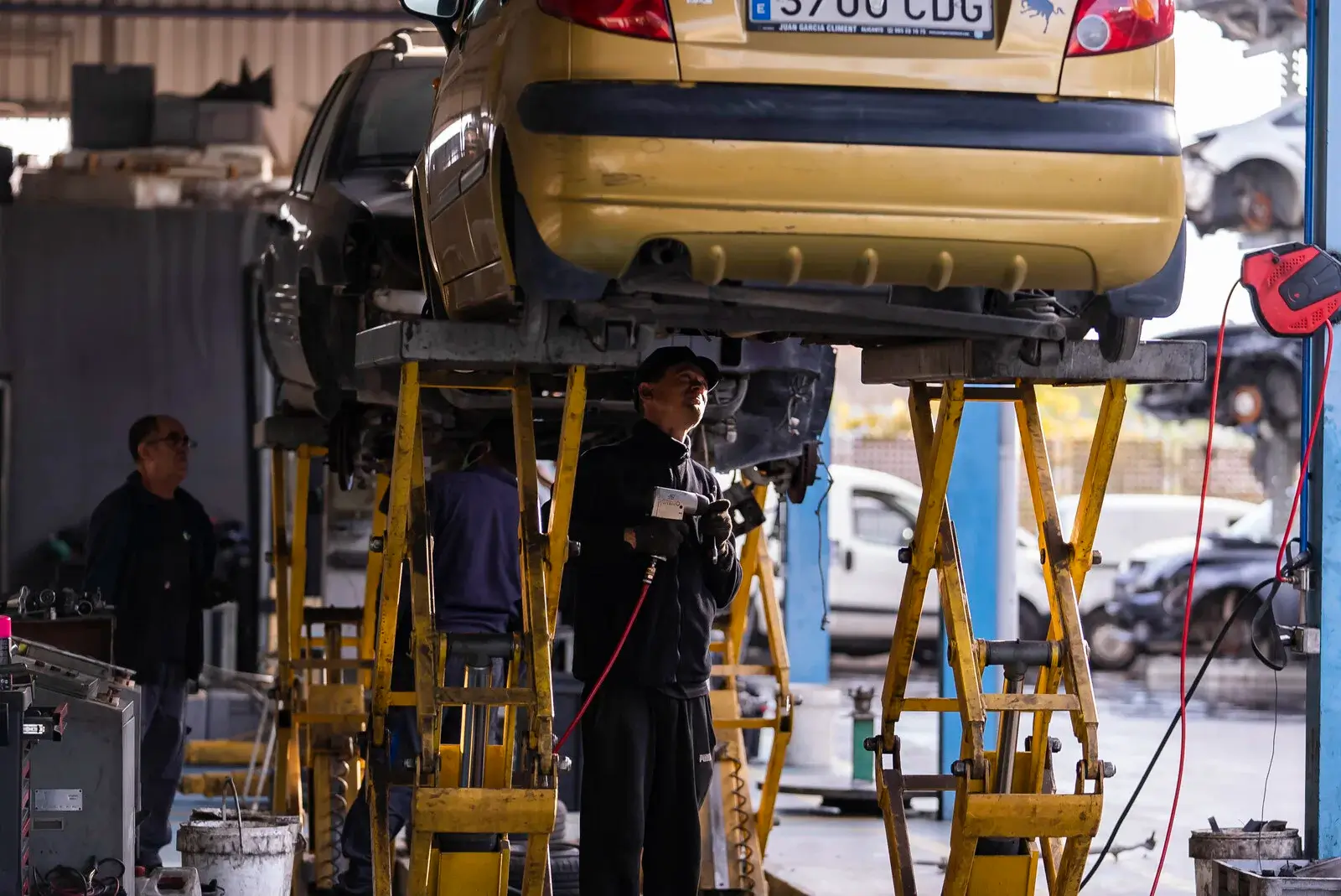 Zona de desmontaje de vehículos