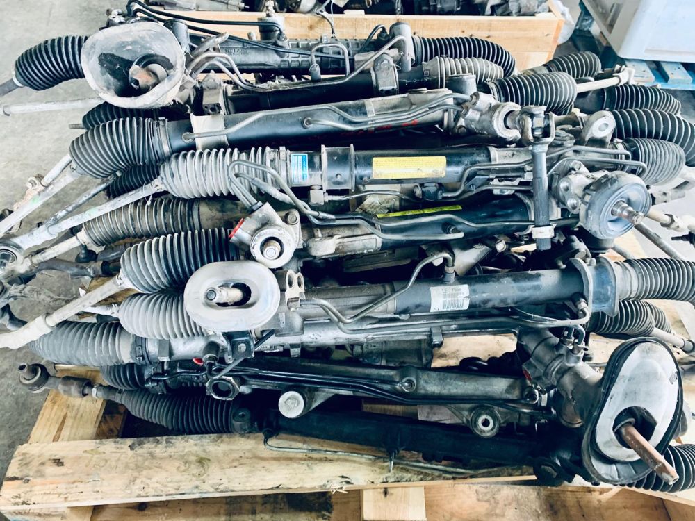 Piezas de desguace recuperadas