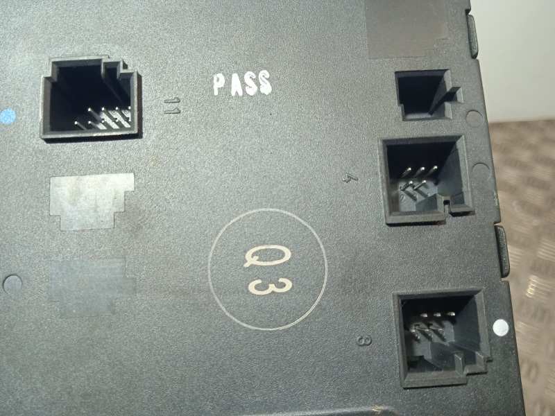 2038209185 MODULO COMFORT / IZQUIERDA / PUERTA DELANTERA / 957483 PER MERCEDES-B - Zdjęcie 4 z 10