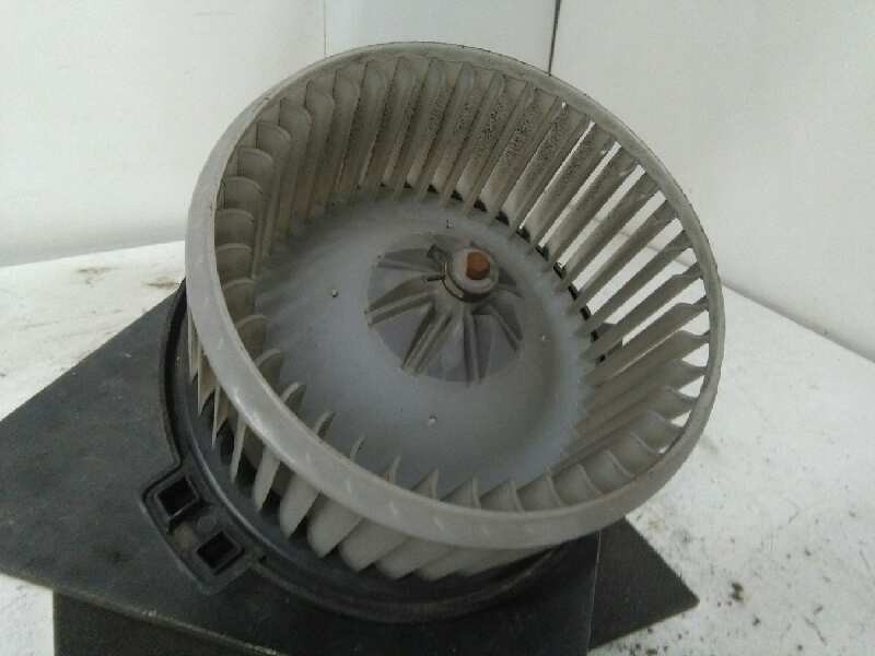 1940001450 MOTEUR DE CHAUFFAGE / 798210 POUR TOYOTA RAV 4 A2 1.8 LUNA - Photo 1/10