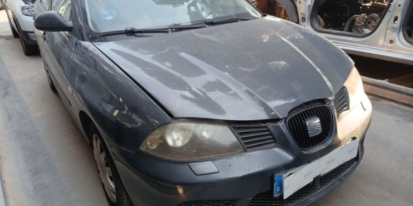 Faros SEAT Ibiza 6L de desguace