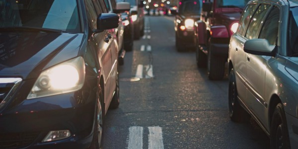 Aumentan los coches de más de 15 años en la última década